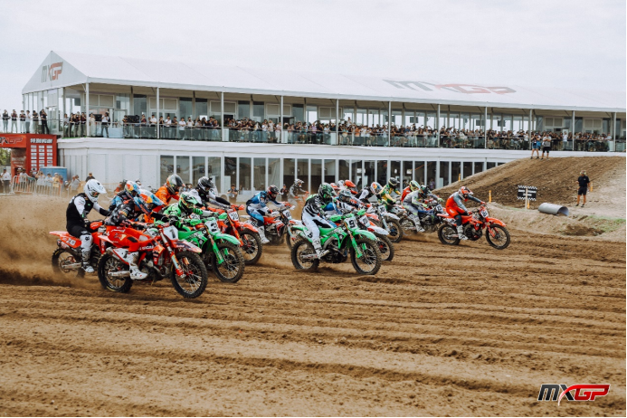 互动, 整个生活节