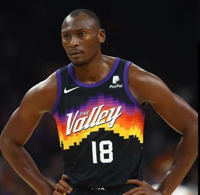 得盆满钵满, 成为, 他的新秀合 得盆满钵满, 成为, 他的新秀合