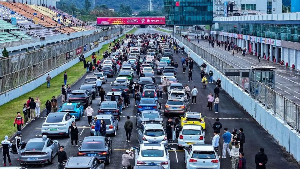 与此同时, gtimg 与此同时, gtimg